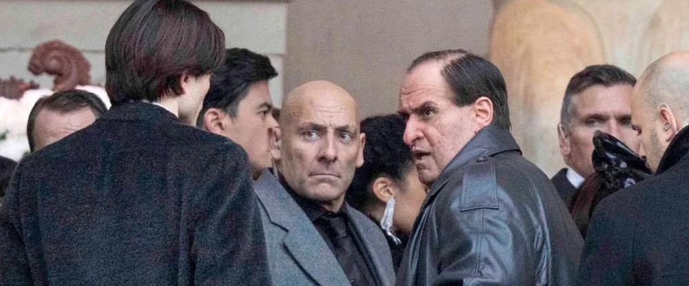 Фото: Пингвин, Женщина-кошка, Брюс Уэйн и Фальконе из нового «Бэтмена»