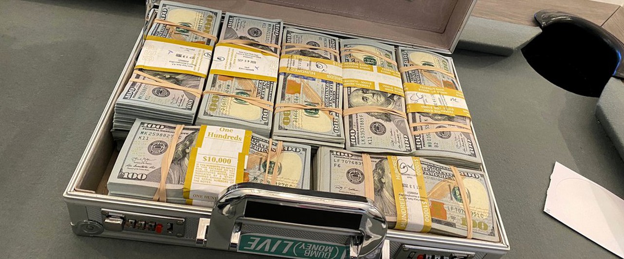 Коллекционер хотел купить редкий набор карточек Pokemon за $375000. Оказалось, это подделка