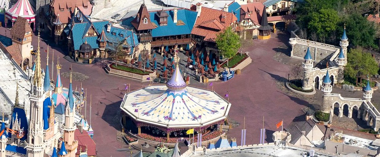 Disney потеряла $6.9 миллиарда за год — в основном из-за закрытых парков