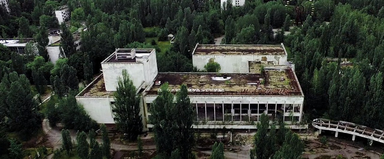 Создавая и сохраняя Зону: прогулка по Припяти вместе с авторами Chernobylite