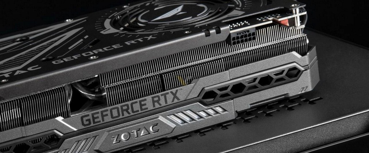 Фото: четырехслотовая GeForce RTX 3090 Ti