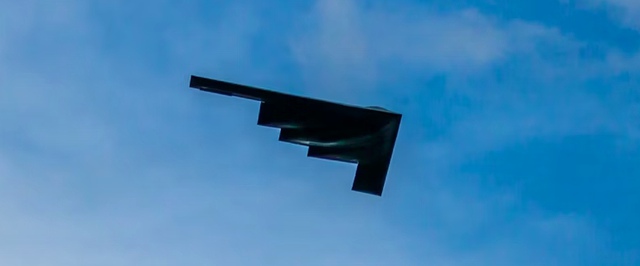 Фото: как в «Зоне 51» тестируют стелс B-2 на малозаметность