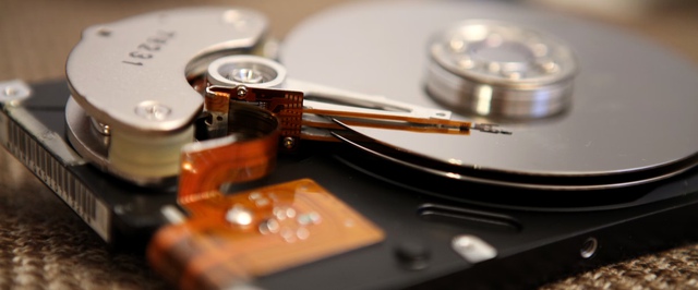 СМИ: Китай наладил контрабанду HDD с данными для обучения ИИ