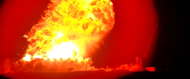 Ракета Starship зрелищно взорвалась на земле