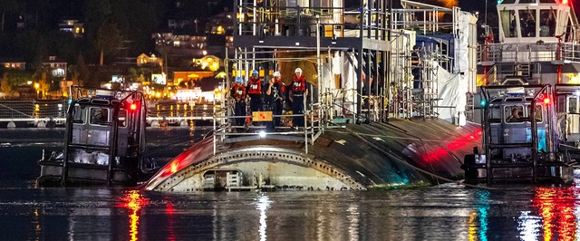 Подводная лодка, столкнувшаяся с горой, вернется в строй