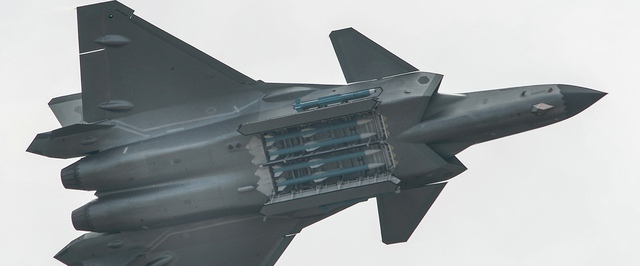 Китайский стелс J-20 впервые незамеченным пролетел через Цусимский пролив