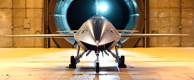 Второй беспилотный истребитель впервые поднялся в воздух в США