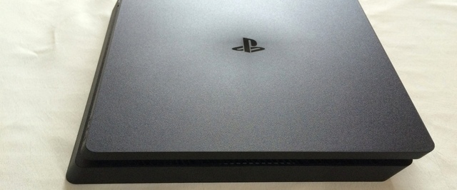 Новые фотографии PlayStation 4 Slim и интенсивность подсветки нового DualShock 4