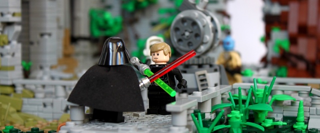 LEGO-битва на Явине-IV из Star Wars Battlefront 2
