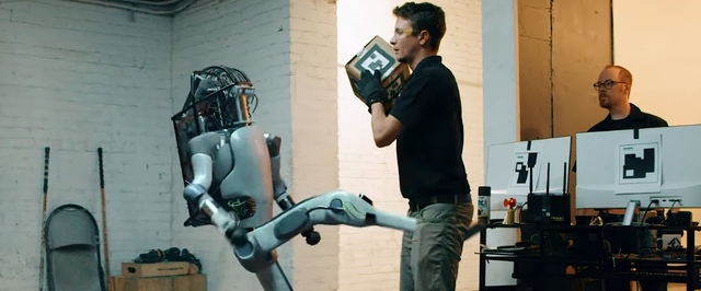 Кожаные ублюдки доигрались: как могло выглядеть восстание робота Boston Dynamics