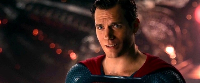 Посмотрите на усатого Супермена со съемок «Лиги справедливости»