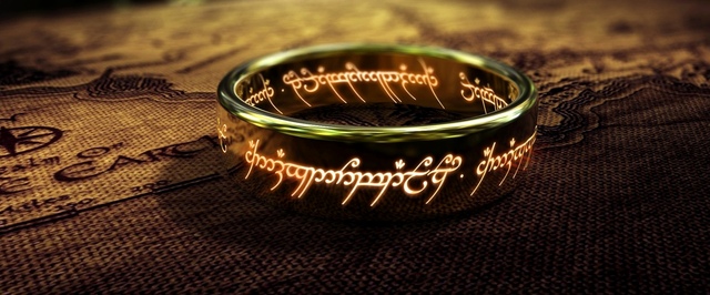Полиция Йоркшира нашла «необычное кольцо». Похоже, это обручальное кольцо в стиле «Властелина колец», пропавшее много лет назад
