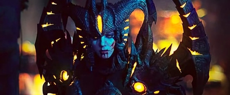 Фото: шипастый косплей Дьябло из Diablo 3