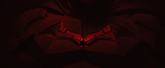 Первый взгляд на Роберта Паттинсона в костюме Бэтмена