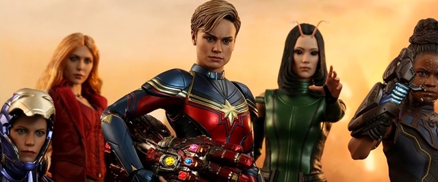 С помощью фигурок Hot Toys можно будет собрать битву девушек и Таноса из «Мстителей»