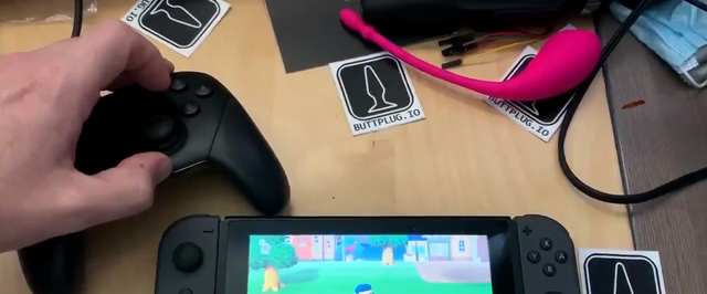 Инженер связал вибратор с лопатой из Animal Crossing