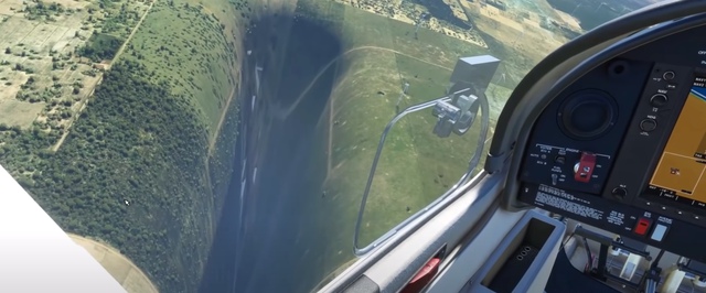 В Microsoft Flight Simulator нашли гигантскую дыру с эффектами из Interstellar