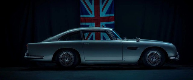 Aston Martin Джеймса Бонда с шпионскими устройствами и без мотора продали за $201007