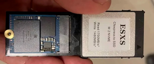 Вместо карты памяти Xbox Series удалось использовать обычный M.2 SSD