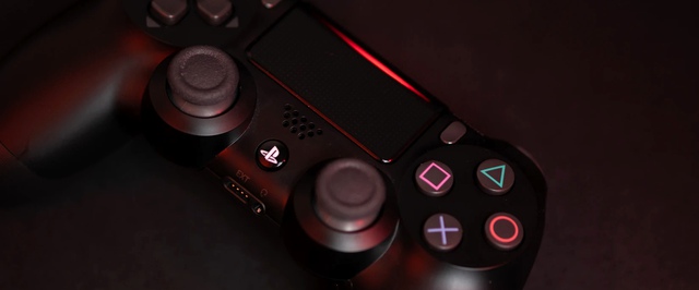 Новая прошивка для PlayStation 4 разрешает играть без батарейки CMOS