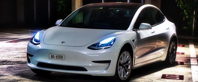 Tesla пропатчит тысячи электромобилей, чтобы избежать перегрева CPU