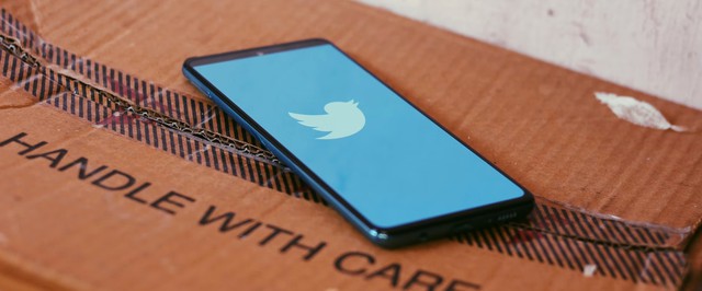 СМИ: из Twitter уволились сотни сотрудников, офисы компании закрыты