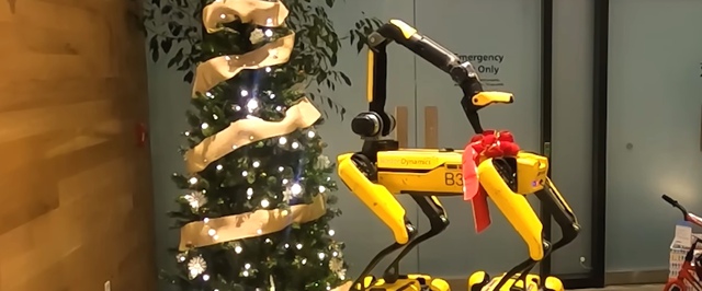 Посмотрите, как роботы-собаки Boston Dynamics наряжают елку