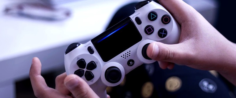 Аналитики: PlayStation 5 продается примерно в полтора раза лучше Xbox Series