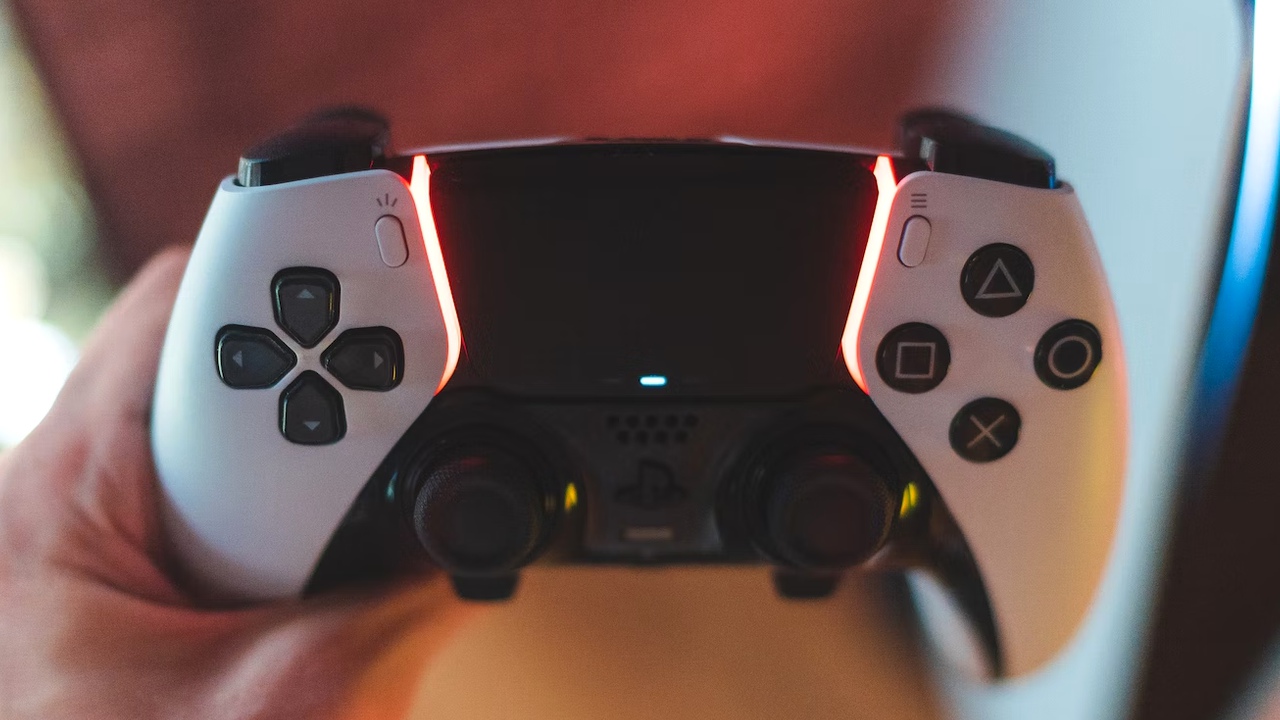 Инсайдер: Sony готовит некое новое игровое устройство