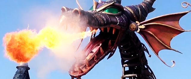 В Диснейленде сгорел дракон, огненные шоу приостановлены во всех парках