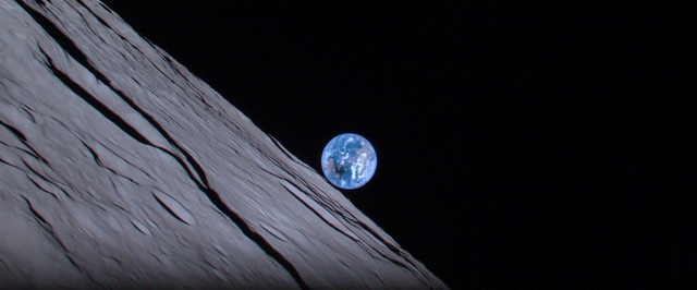 На Луне разбился частный зонд с луноходом