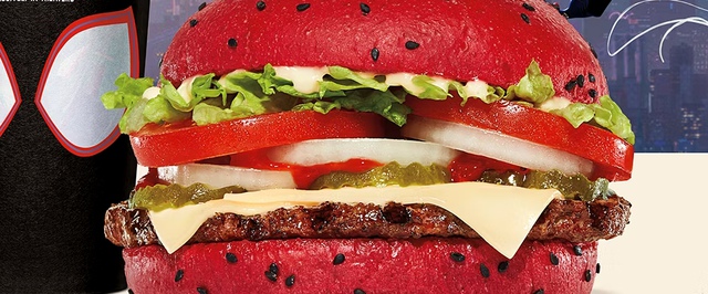 «Паучий» воппер Burger King в честь «Паутины вселенных»: фото