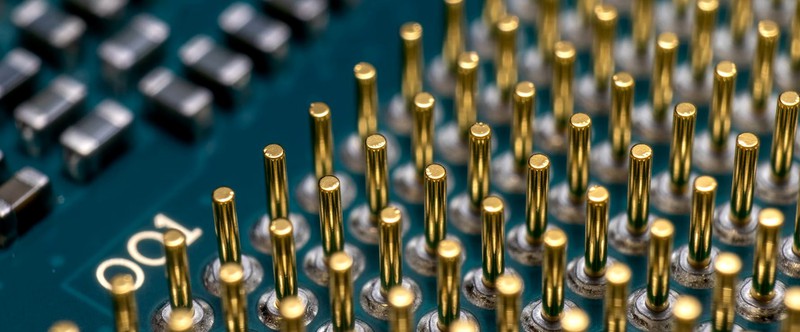 Оказывается у первых процессоров Intel была инструкция для защиты от копирования