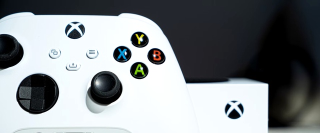 Похоже, игроков на Xbox начали банить за запуск эмуляторов вне режима разработчика