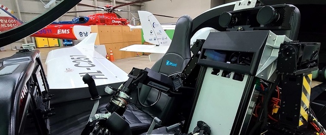 Антропоморфного робота-пилота начали испытывать в Корее