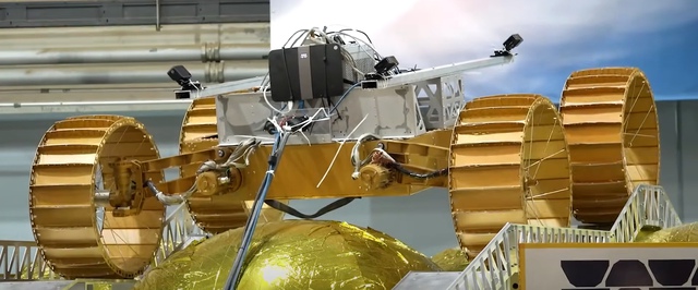 Прототип лунохода на испытаниях в NASA: видео