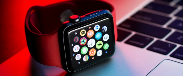 Запрет на импорт Apple Watch начал действовать в США
