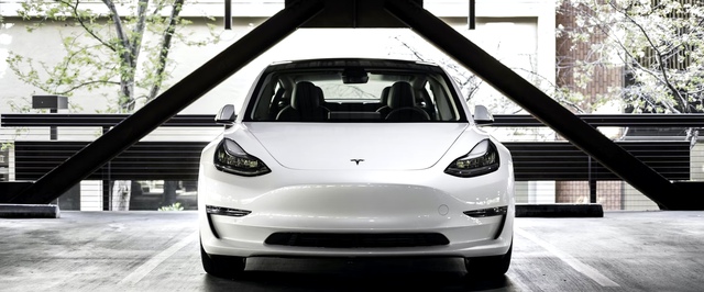 Tesla попробует выпустить электромобили нового поколения в 2025 году
