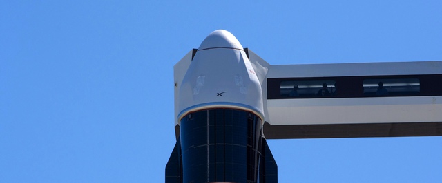 Почти аттракцион: SpaceX испытывает систему эвакуации со стартовой вышки