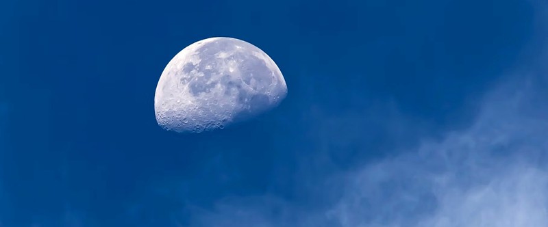 Лунный модуль Blue Ghost засняли с орбиты Луны, но его все равно не рассмотреть
