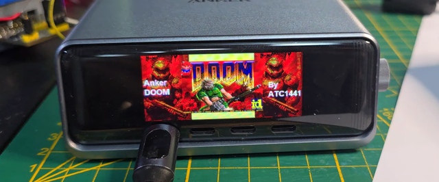 Doom запустили на зарядной станции