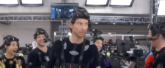 Посмотрите, как Эль Фаннинг отметила день рождения на съемках Death Stranding 2