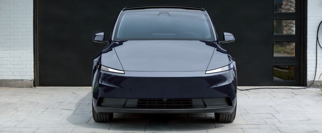 Tesla упростила Model 3 и Model Y, но сильно сэкономить все равно не удалось