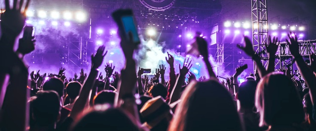 Spotify обвинили в получении выгоды от ботов, часами слушающих Дрейка