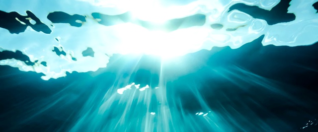 Древние руины нашли под водой у побережья Франции — согласно легенде, рядом должен быть затопленный город