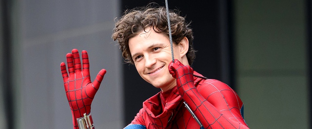 Трогательное письмо и шапочка: как Том Холланд отметил окончание съёмок «Человек Паук: Совершенно новый день»