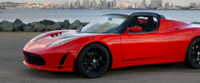 Помните электромобиль Илона Маска, полетевший в космос? На самом деле это был не он