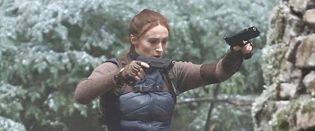 Софи Тернер получила травму на съемках Tomb Raider — ходят слухи, что ее заменят