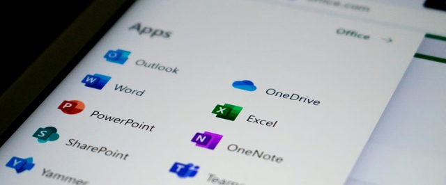 У астронавтов, летящих к Луне, сломался Outlook — пришлось подключаться по удаленке
