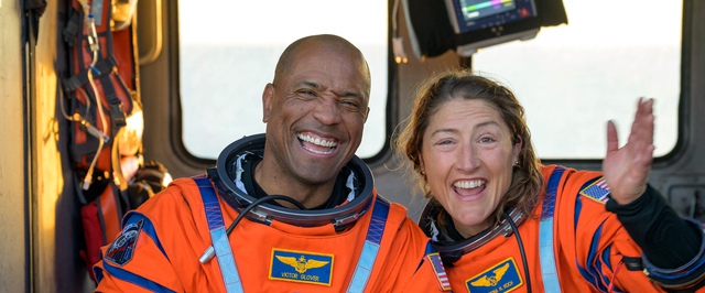 NASA показало первые минуты экипажа «Артемиды-2» после возвращения на Землю